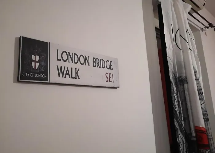 Casadei24 Δωμάτια σε οικογενειακή κατοικία Guidonia